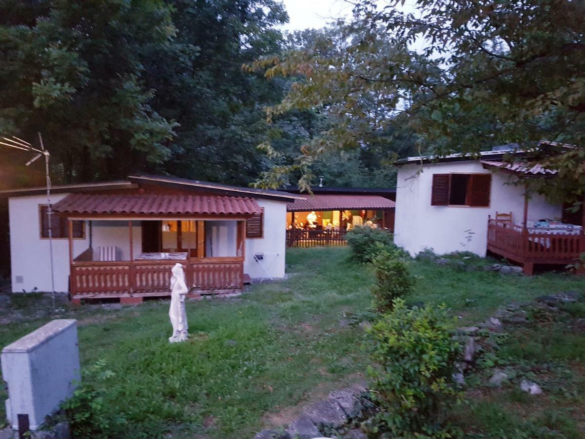Crotto Caraco Appartamenti Bungalow Chalet Porlezza Exterior foto